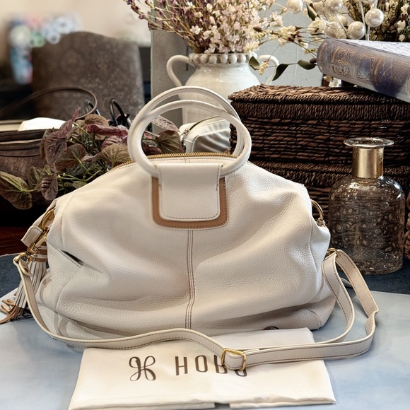 HOBO Handbags - HOBO Large Leather Sheila Satchel NWT